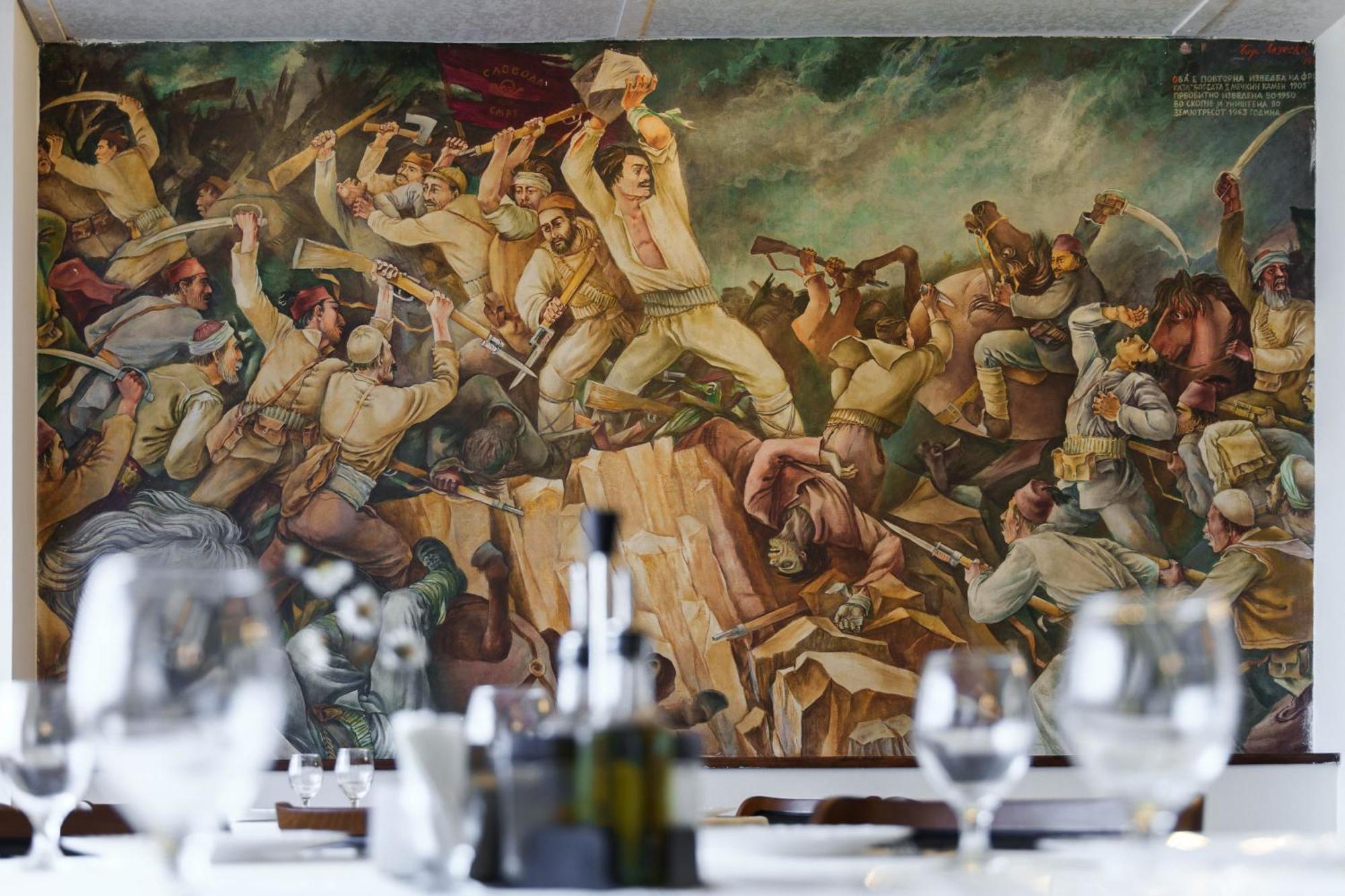 Hotel Montana Palace Kruševo エクステリア 写真