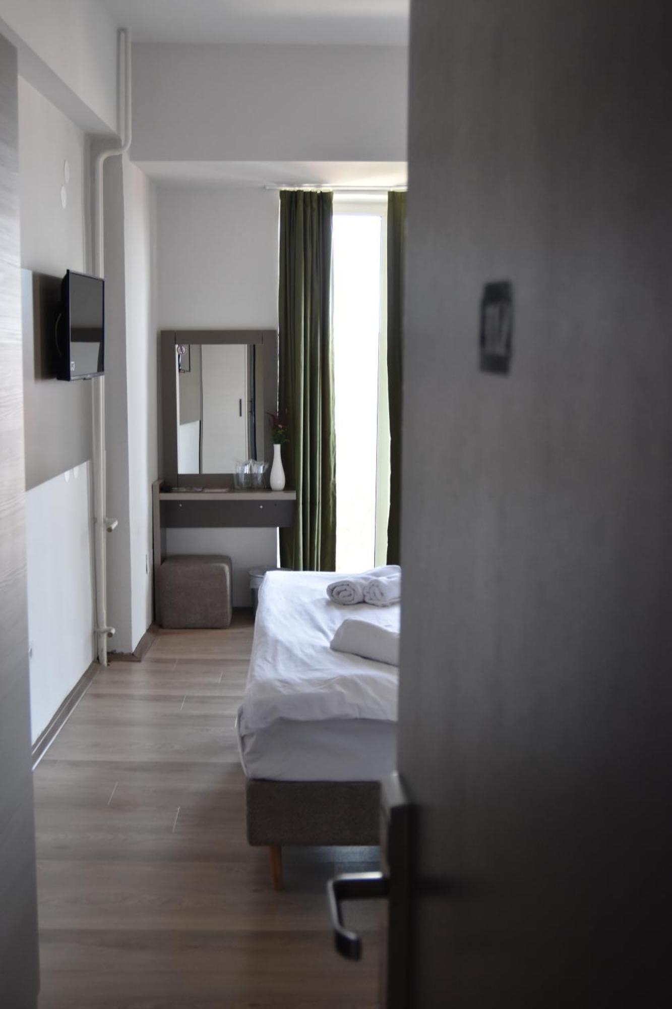Hotel Montana Palace Kruševo エクステリア 写真