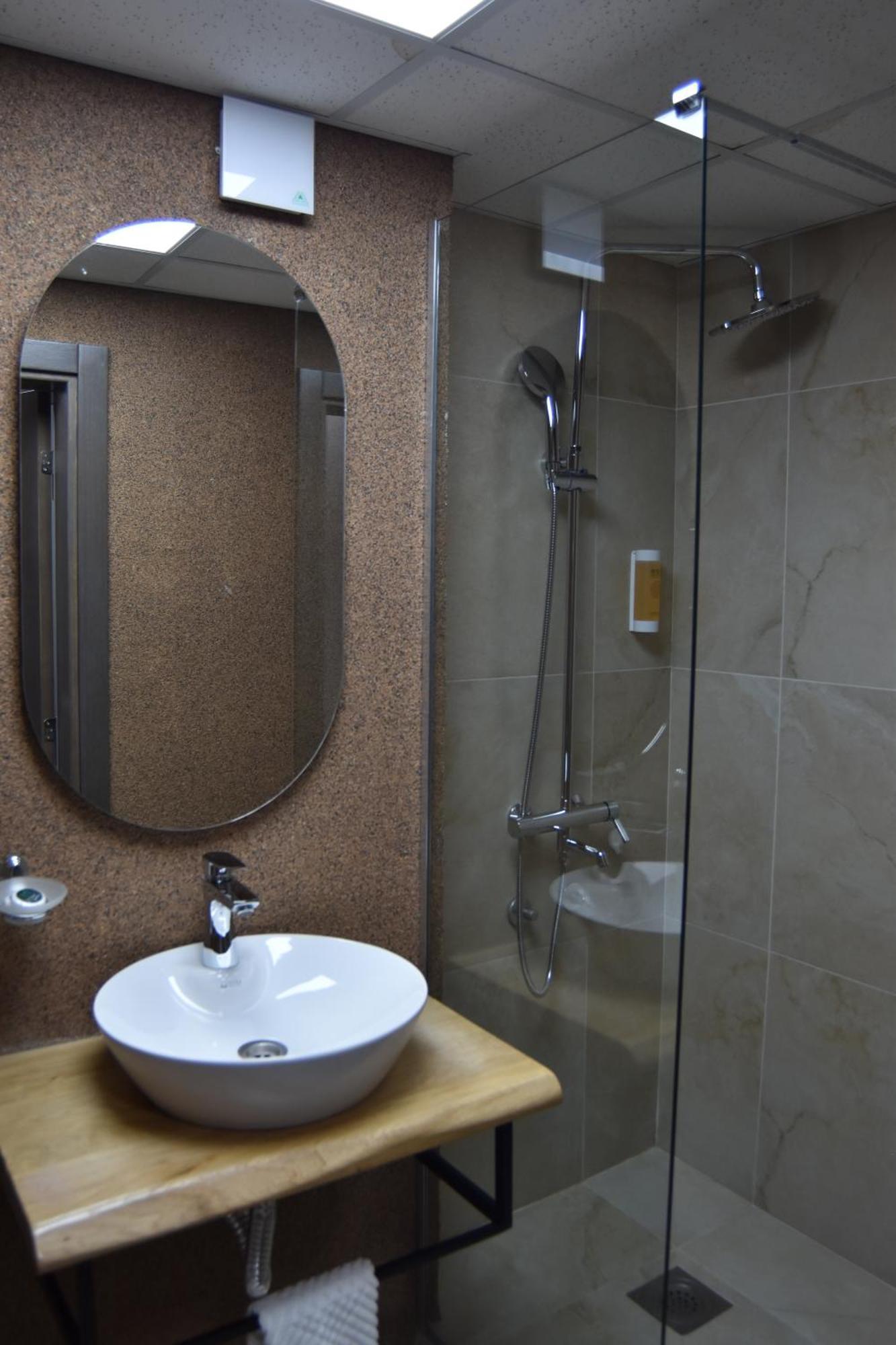 Hotel Montana Palace Kruševo エクステリア 写真