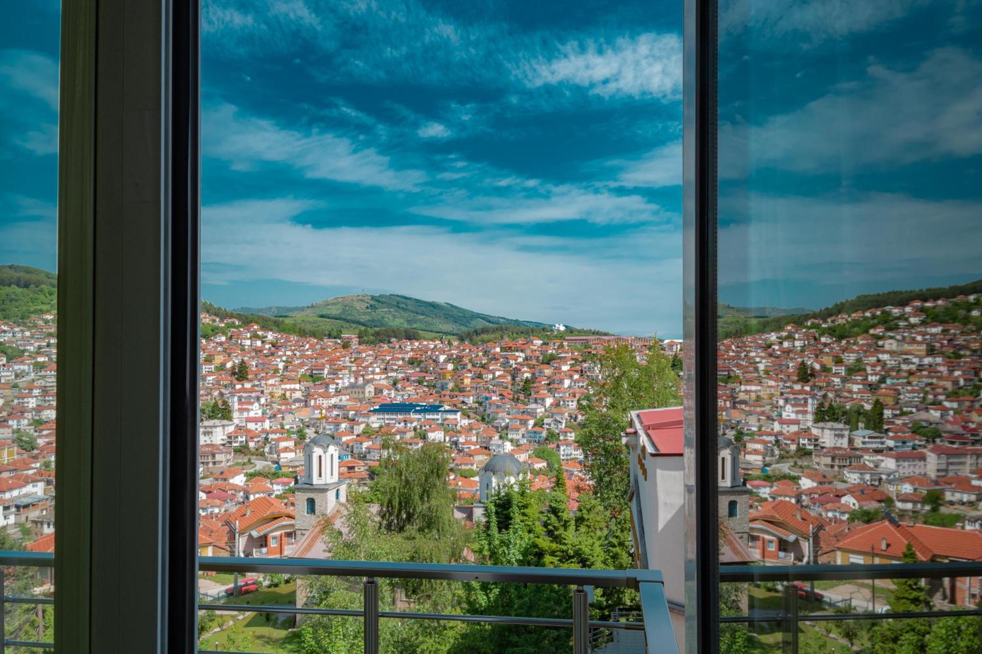 Hotel Montana Palace Kruševo エクステリア 写真